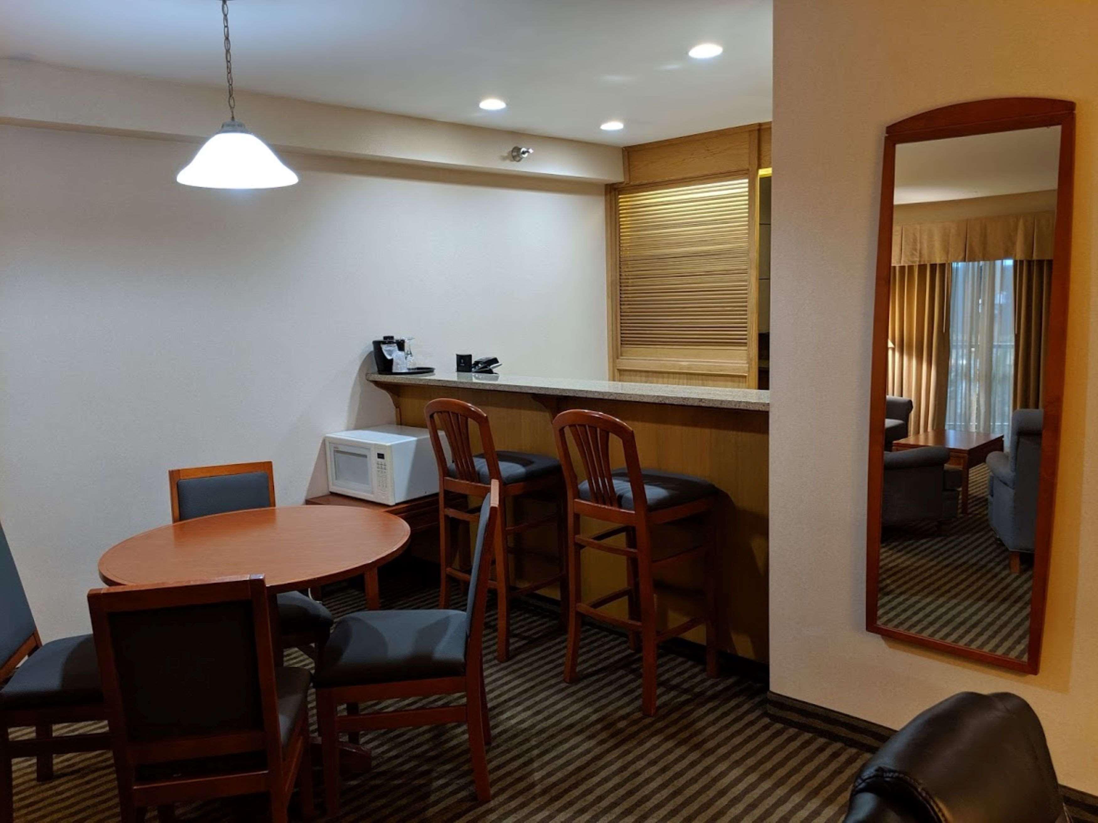 เบสต์ เวสเทิร์น พรีเมียร์ แอชตัน สวีท-วิลโลว์บรูก Hotel ฮูสตัน ภายนอก รูปภาพ